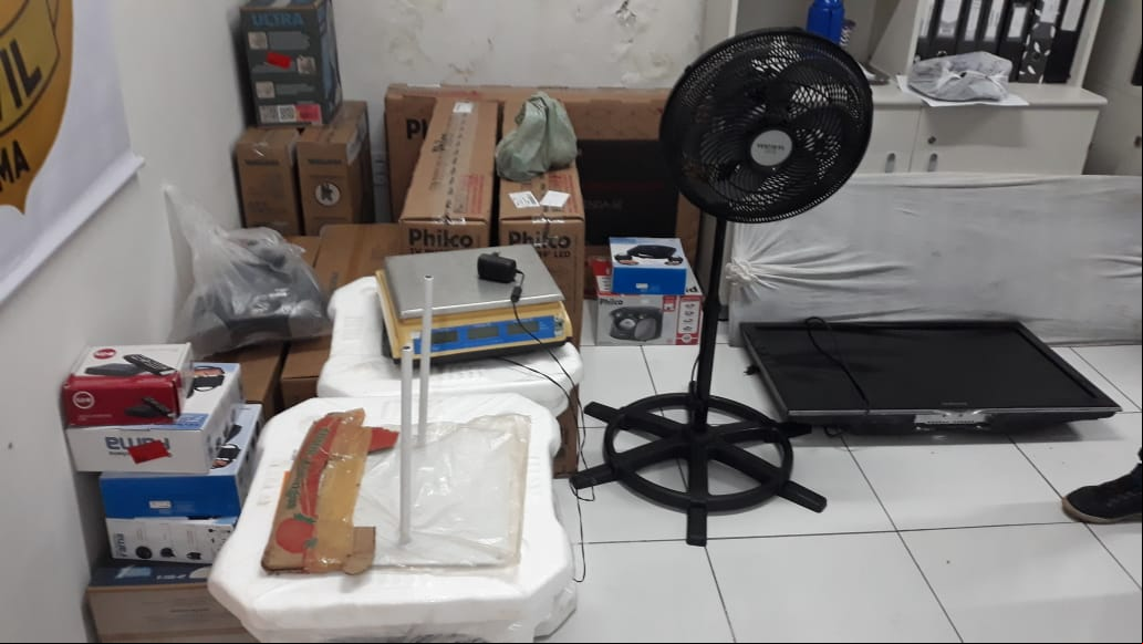 mulher é presa no Piauí com R$ 40 mil em produtos roubados
